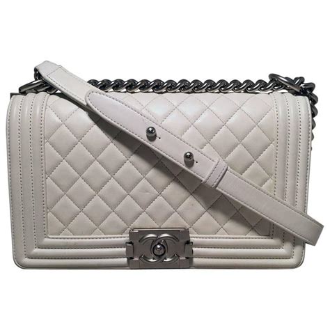 chanel le boy white